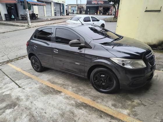CHEVROLET ONIX 1.0 MPFI LT 8V FLEX 4P MANUAL CHEVROLET ONIX 1.0 MPFI LT 8V FLEX 4P MANUAL